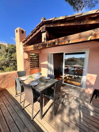 Logement Mésange600m à pied de SantaGiulia Jacuzzi