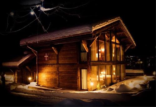 Chalet grandiose au pied des pistes de Morzine - Vue imprenable