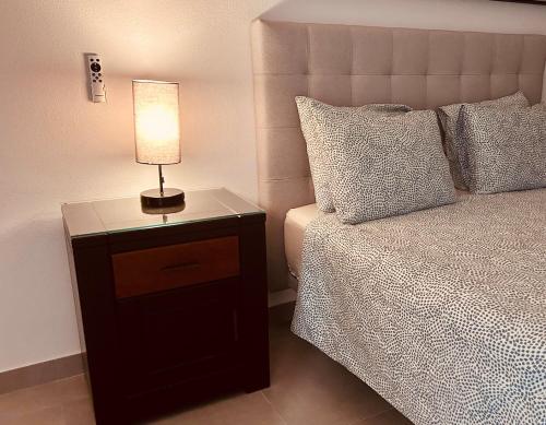 Spectacular Lagos Marina view apt on promenade