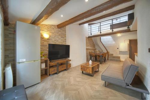 Upstays Suquet Center 56m Apartment