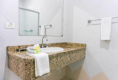 Um banheiro em Guararema Parque Hotel