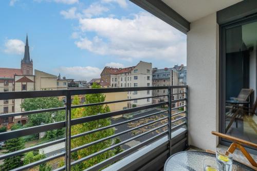 Foto Park Apartamenty Mariacka Szczecin z Parkingiem by Noclegi Renters 4
