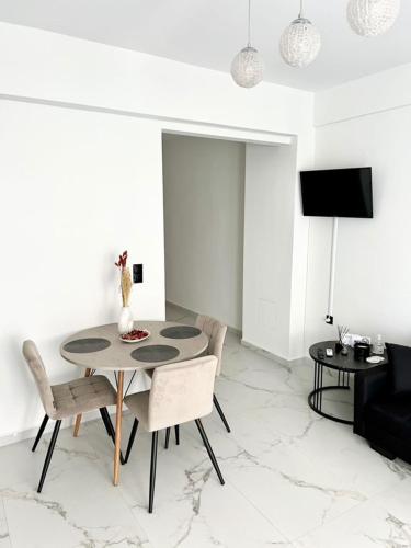 Ionia's Comfort Apartments - 1st floor