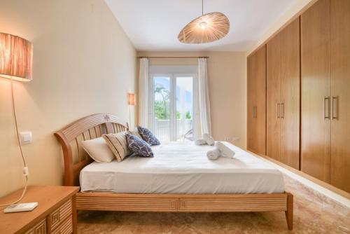 Exclusive Villa With Panoramic Sea Views