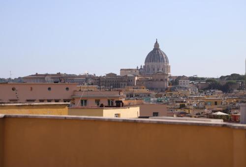 Vatican Jacuzzi House