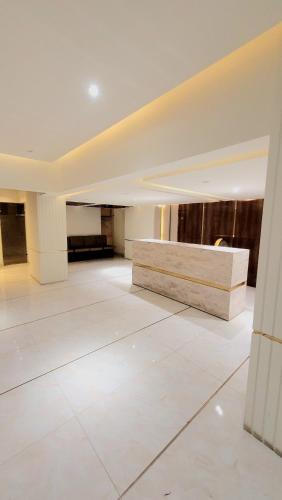 カラチにあるStudio Apartment- New Project -Furnished-Pick & Dropのギャラリーの写真