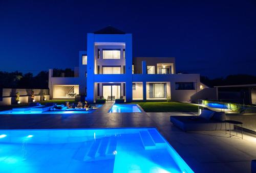 Reina del Cielo Luxury Villa