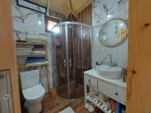 Ένα μπάνιο στο No 68 Lake House
