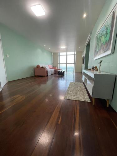 Novidade na Booking.comBeira-mar · Praia privativaTáxi grátis disponível Edf Tiberius Menor preço em Novidade na Booking.comBeira-mar · Praia privativaTáxi grátis disponível Edf Tiberius