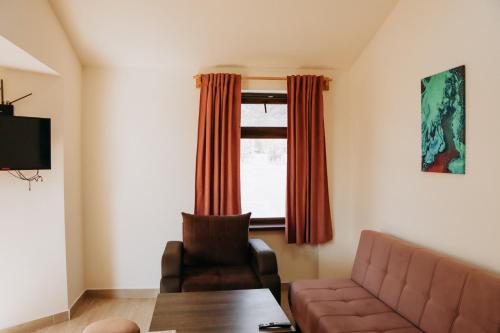 Photo de la galerie de l'établissement Sevan - Artanish Beach Resort, à Artanish