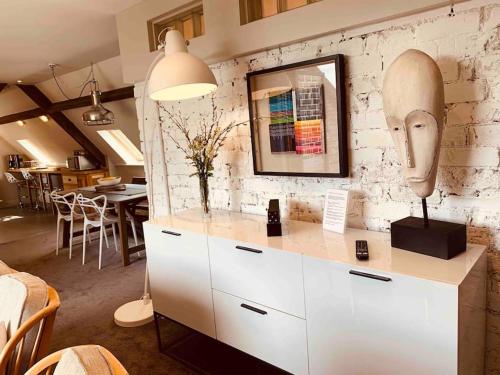 Χώρος καθιστικού στο Luxury Penthouse, in the heart of Uppermill, Saddleworth
