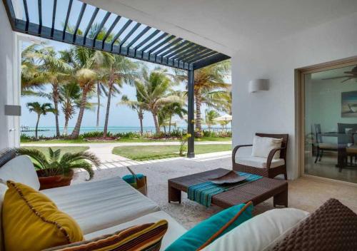 Naturlandskabet i nærheden af resortet