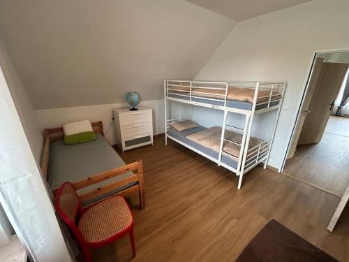 Postel nebo postele na pokoji v ubytování Vacation apartment in Bruntál for trips & outdoor