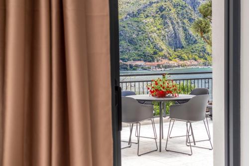 Balkón nebo terasa v ubytování Dekaderon Lux Apartments
