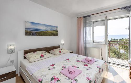 Beautiful Apartment In Novi Vinodolski With Wifi