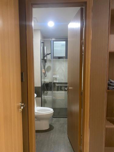 Koupelna v ubytování Sophia Center Apartment - Chung cư cao cấp 2 phòng ngủ 75m2 Rạch Giá