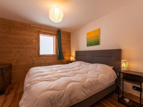 Grand appart haut de gamme 8p, skis aux pieds, vue Mont Blanc, balcon, parking, linge inclus