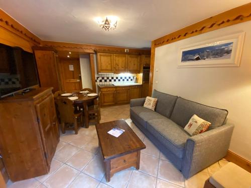 Appartement 2 pièces à Méribel Village avec accès piscine et parking