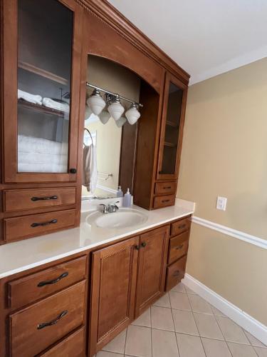 Fotografie z fotogalerie ubytování 4-bedroom Duplex with AC and WiFi in Dalton GA v destinaci Dalton