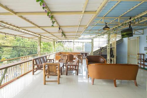 Fotografie z fotogalerie ubytování RedDoorz near Wisata Museum Angkut 3 v destinaci Songgoriti