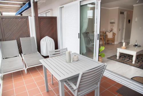 Χώρος καθιστικού στο Waterfront - Knysna Quays Accommodation