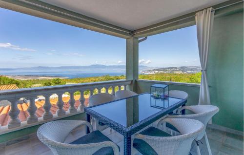 Pet Friendly Apartment In Smrika