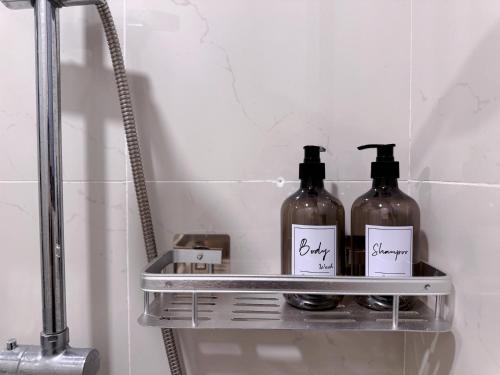 Fotografie z fotogalerie ubytování Wind Serenity at Country Garden Danga Bay with 2CarParks FOC Netflix Access and YouTube Premium 3Beds3Bath for 6-13pax by Minshuku v destinaci Johor Bahru