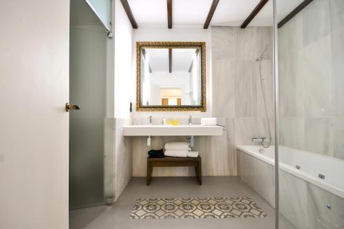 Legado Alcazar Hotel photo 39