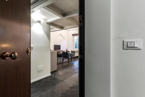 Righi Suite Apartment photo 10