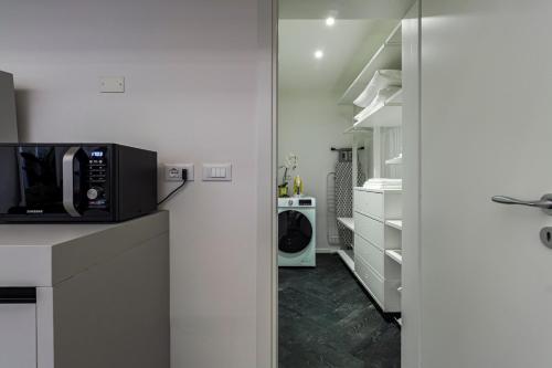 Righi Suite Apartment photo 14