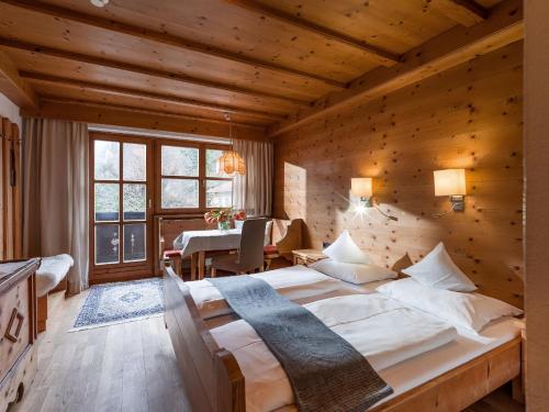 Voodi või voodid majutusasutuse Hotel Gasthof Blaue Quelle toas