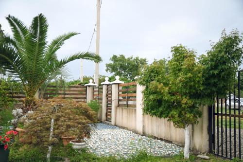 Ein Garten an der Unterkunft Magnito