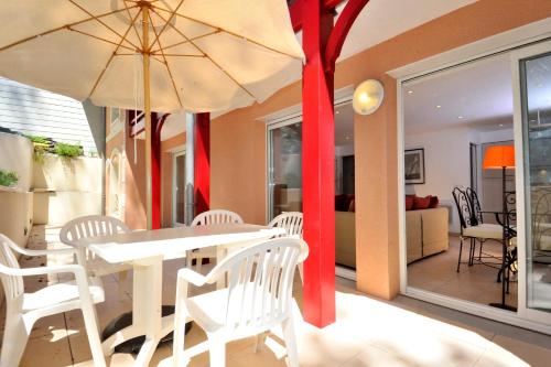 Gallery image of Lagrange Vacances - Résidence Jardin Mauresque in Arcachon