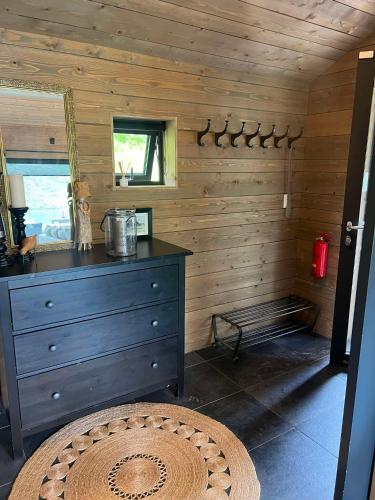 Foto de la galeria de Riverside Cottage a Lundur