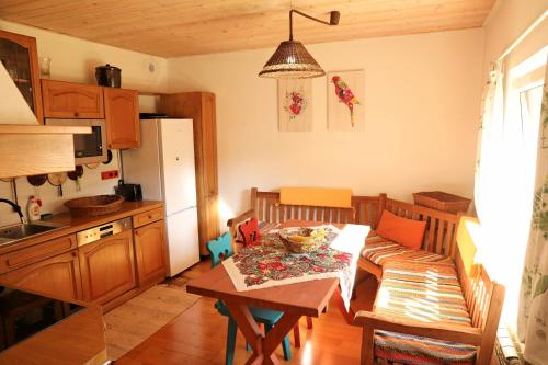 Kuchyňa alebo kuchynka v ubytovaní TUTTO House&Home