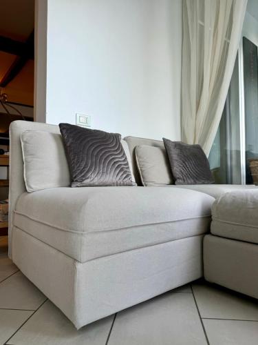 Zona de estar de Rest and Relax Arona - On the lake