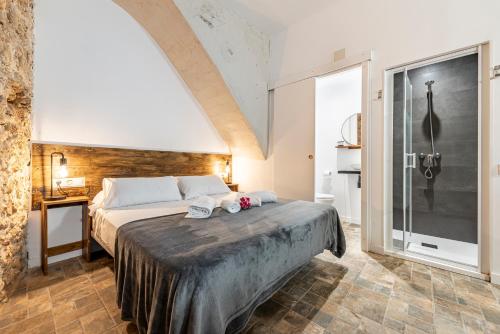 Ένα ή περισσότερα κρεβάτια σε δωμάτιο στο OLD TOWN EXPERIENCE CENTRAL Studio