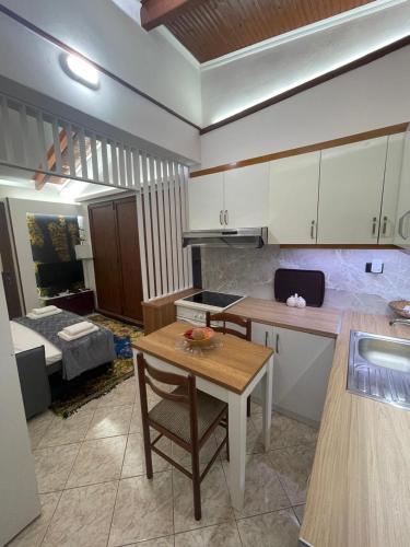 Dapur atau dapur kecil di Vila Katalea