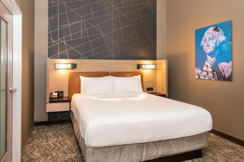SpringHill Suites by Marriott Baltimore Downtown Convention Center Area Image
