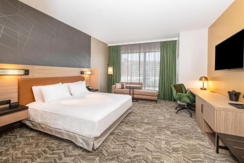 SpringHill Suites by Marriott Baltimore Downtown Convention Center Area Image