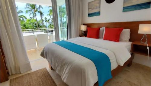 Postel nebo postele na pokoji v ubytování Luxury Penthouse Coson bay