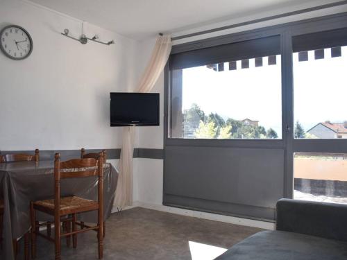 Photo de la galerie de l'établissement Studio cabine à Font-Romeu, parking et terrasse - FR-1-580-119, à Font-Romeu-Odeillo-Via