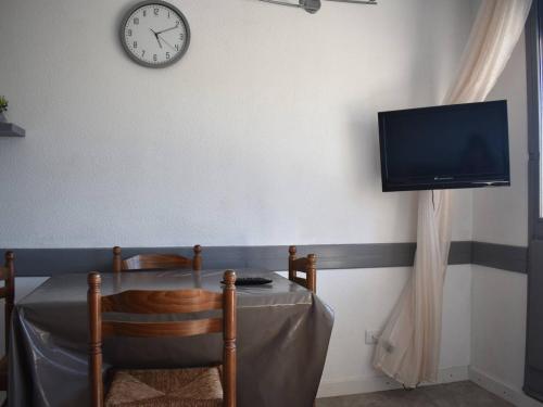 Photo de la galerie de l'établissement Studio cabine à Font-Romeu, parking et terrasse - FR-1-580-119, à Font-Romeu-Odeillo-Via