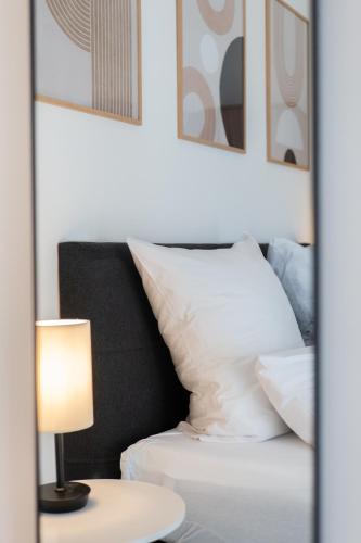 Postel nebo postele na pokoji v ubytování INhome - Küche - TV - Parken - Balkon