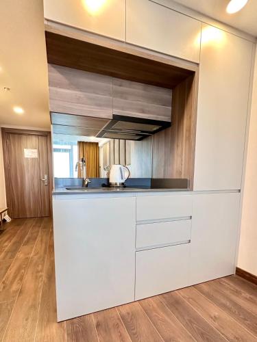 Kuchyň nebo kuchyňský kout v ubytování Seaside sunny apartments 95c