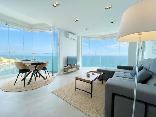 Almirante, Calahonda