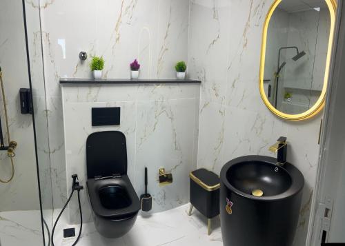 Un baño de 2 bedrooms new brand with amazing view