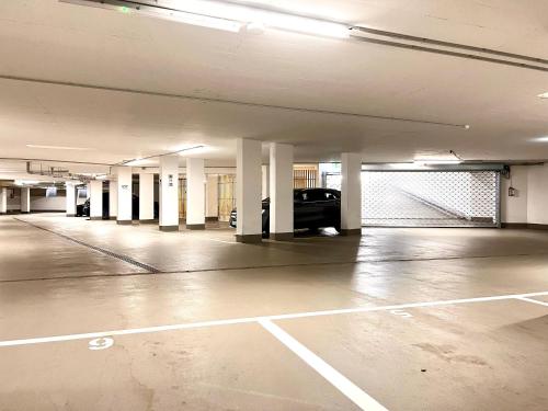 Galería fotográfica de Özels Designer Loft Metzingen - Smart TV, Netflix, private kostenlose Tiefgarage, Self-Express Check-in,Check-out, Outlet 100m en Metzingen