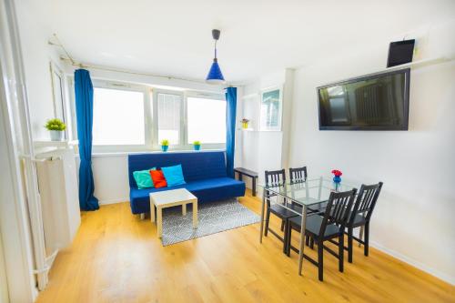 TV a/nebo společenská místnost v ubytování Super Central Chmielna str Apt Super view