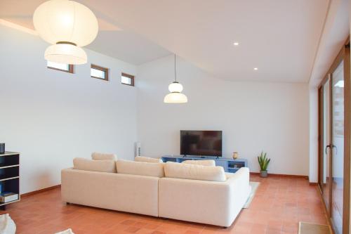 Casa Vista Verde by LovelyStay